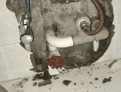 凤翔卫生间漏水维修公司专业为您介绍下凤翔查漏水的服务流程是怎么样的。首先需求找专业的师傅走效